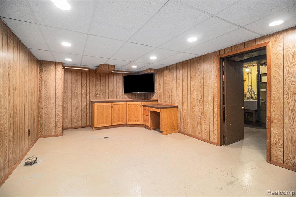 7370 Irongate Road, Canton, MI 48187 — Photo 32