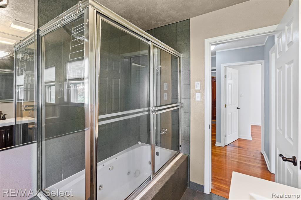 3441 Hawthorne Drive, Flint, MI 48503 — Photo 27