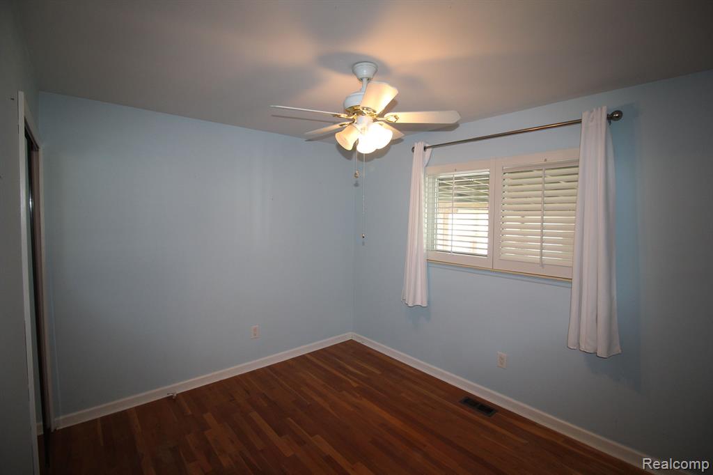 40803 FIRWOOD Street, Plymouth, MI 48170 — Photo 22