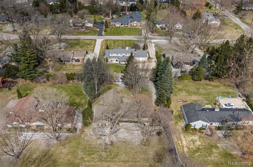 6183 Lantern Lane, Bloomfield Hills, MI 48301 — Photo 39