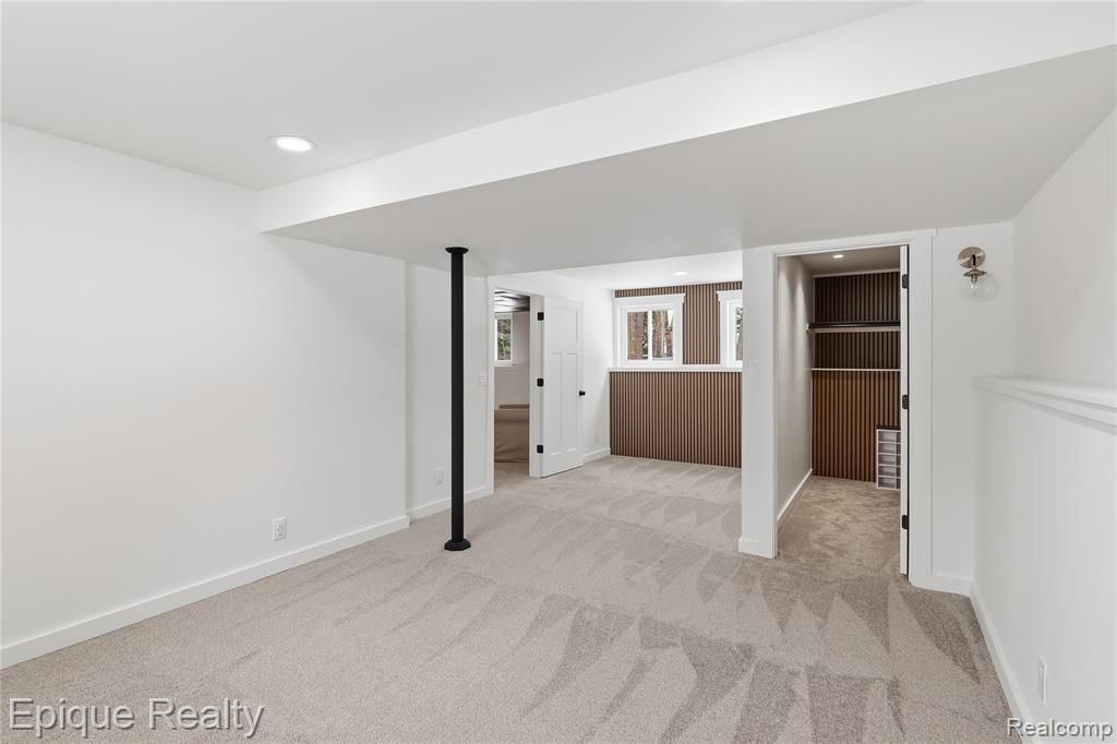 4563 Clifford Road, Brighton, MI 48116 — Photo 33