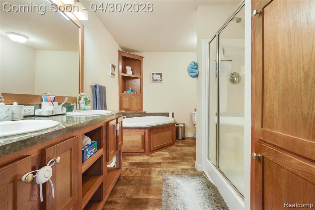 6267 Imperial Dr., Fenton, MI 48430 — Photo 36