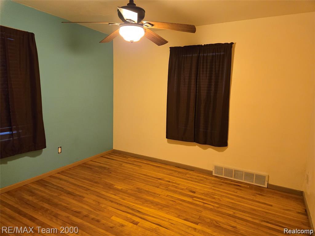 7483 Dacosta, Detroit, MI 48239 — Photo 12