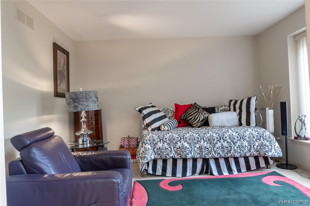 37839 Siena Drive, Farmington Hills, MI 48331 — Photo 21