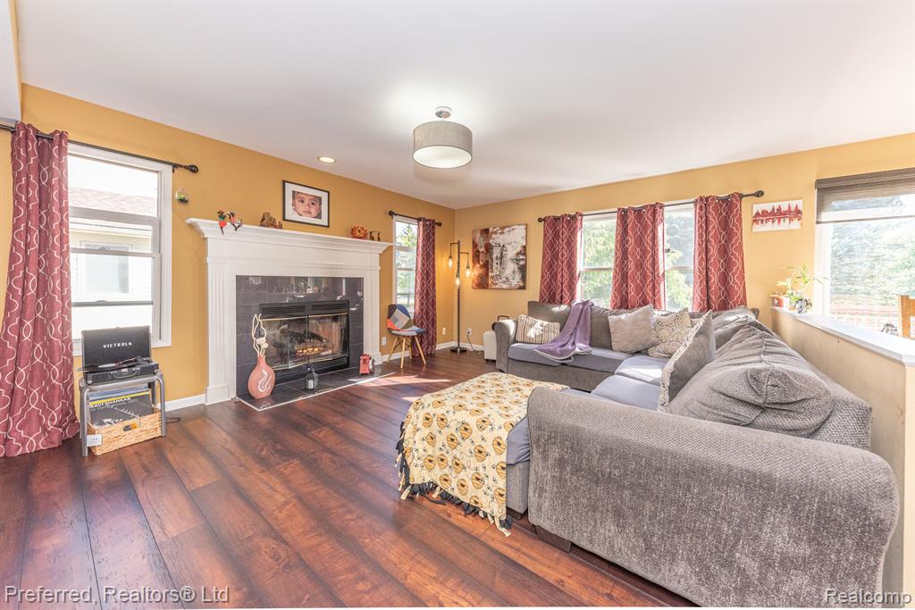 3104 SPRING HOLLOW, Ann Arbor, MI 48105 — Photo 26