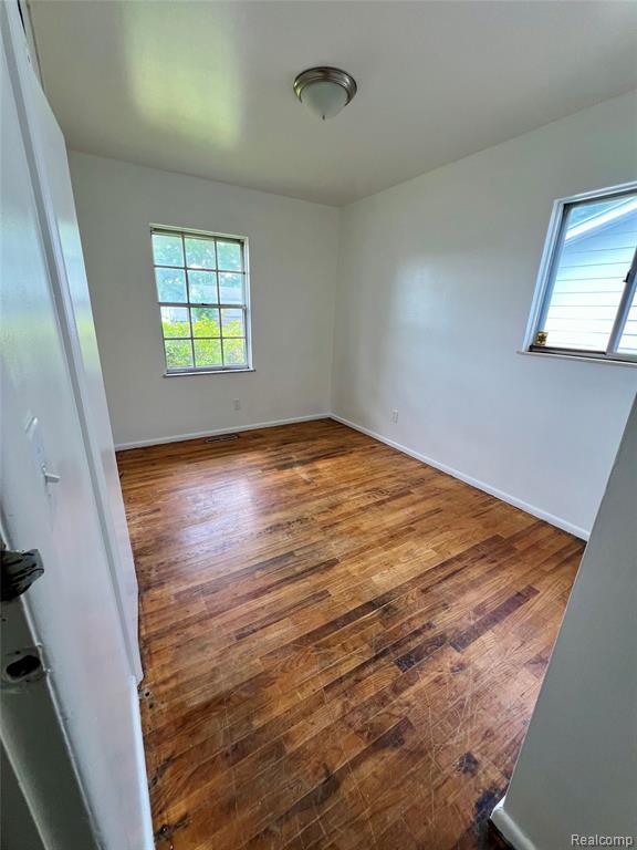 6410 Belltree Lane, Flint, MI 48504 — Photo 17