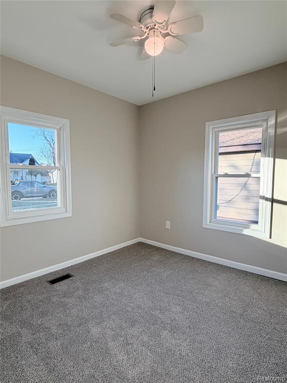 32015 Hazel Street, Rockwood, MI — Photo 21