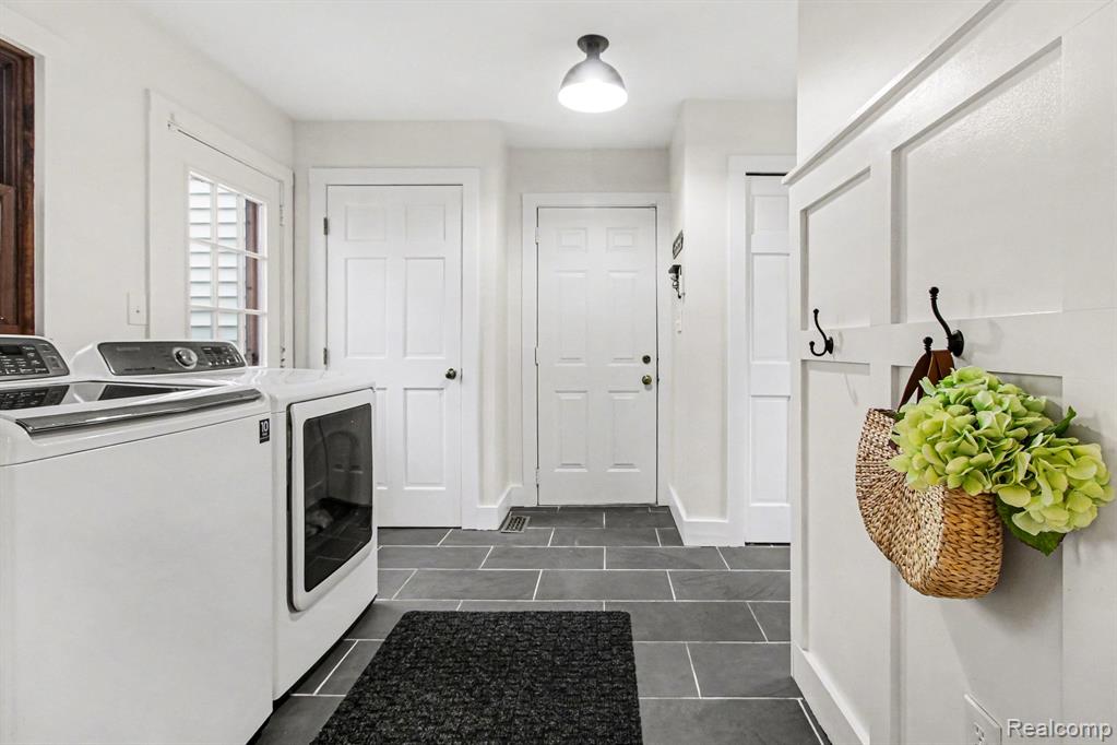 6419 Appleridge Road, Plymouth, MI 48170 — Photo 15