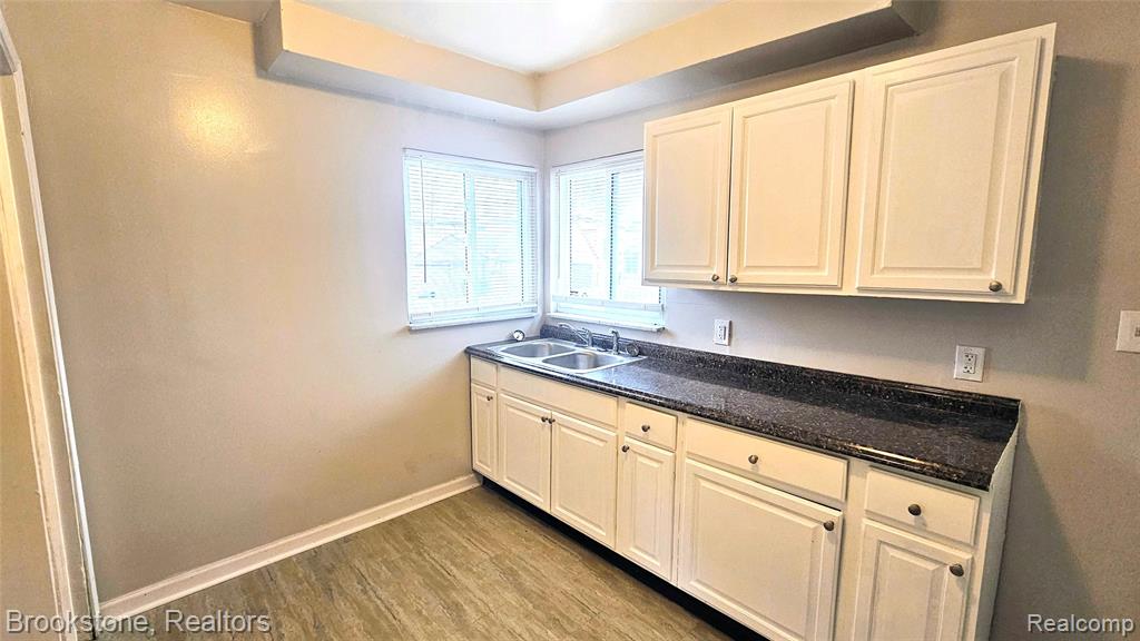 5205 Cadieux Road, Detroit, MI 48224 — Photo 25
