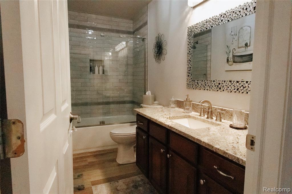 23342 Redman Court, Trenton, MI 48183 — Photo 20