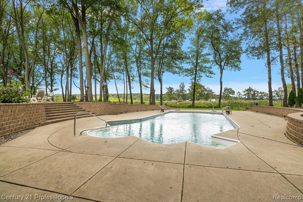 12120 SHAFFER Road, Davisburg, MI 48350 — Photo 91
