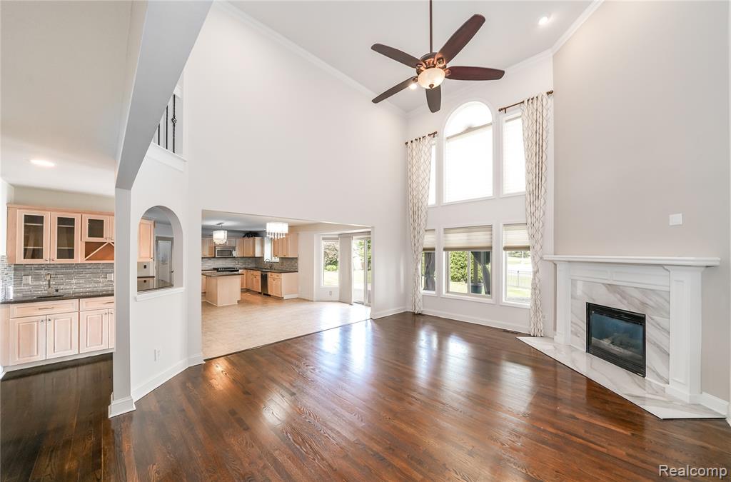 42105 Dorchester Court, Clinton Twp, MI 48038 — Photo 5