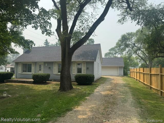 125 Rule Road, Imlay City, MI 48444