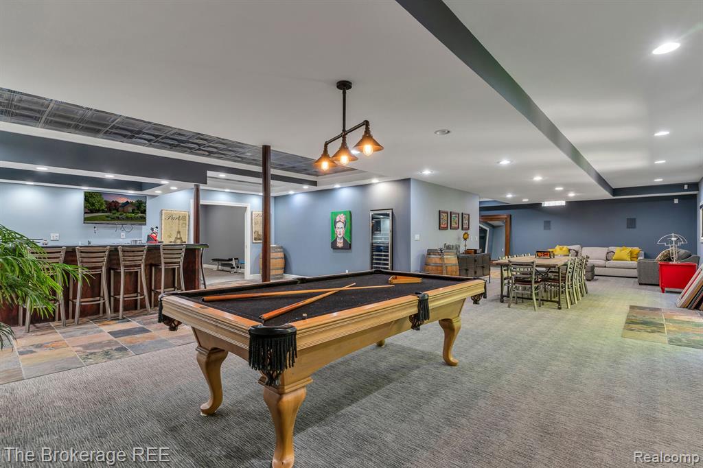 6995 HAWK WOODS Court, West Bloomfield, MI — Photo 44