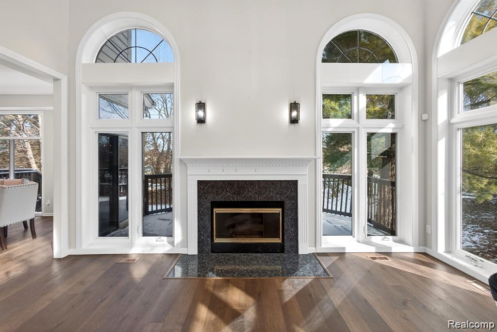 5874 Orchard Woods Drive, West Bloomfield, MI 48324 — Photo 12