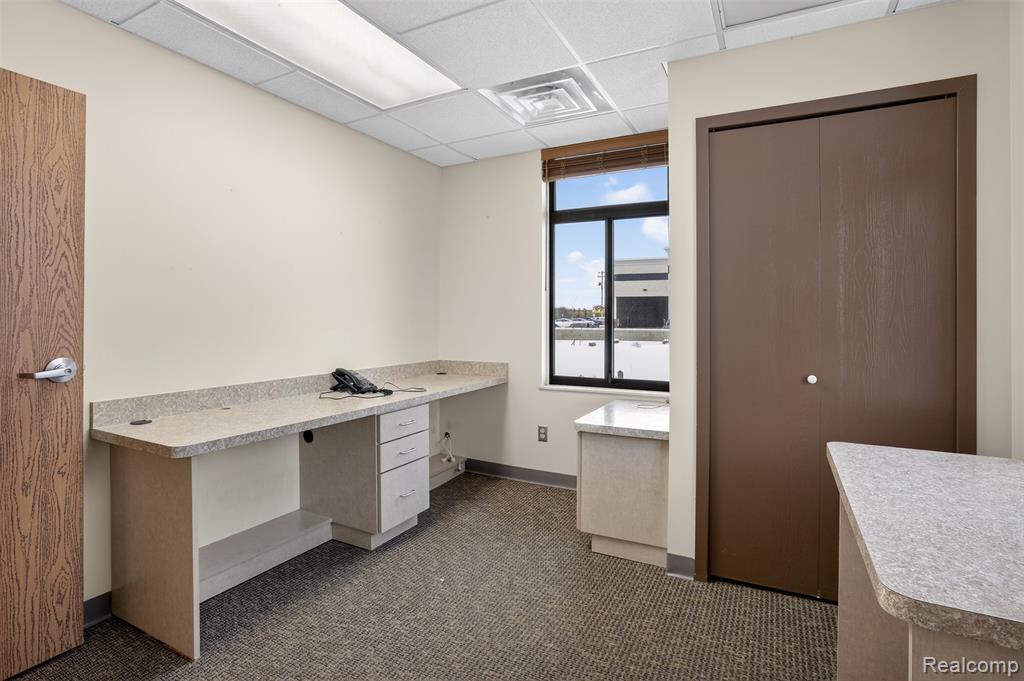 10683 S SAGINAW Street, Grand Blanc, MI 48439 — Photo 18