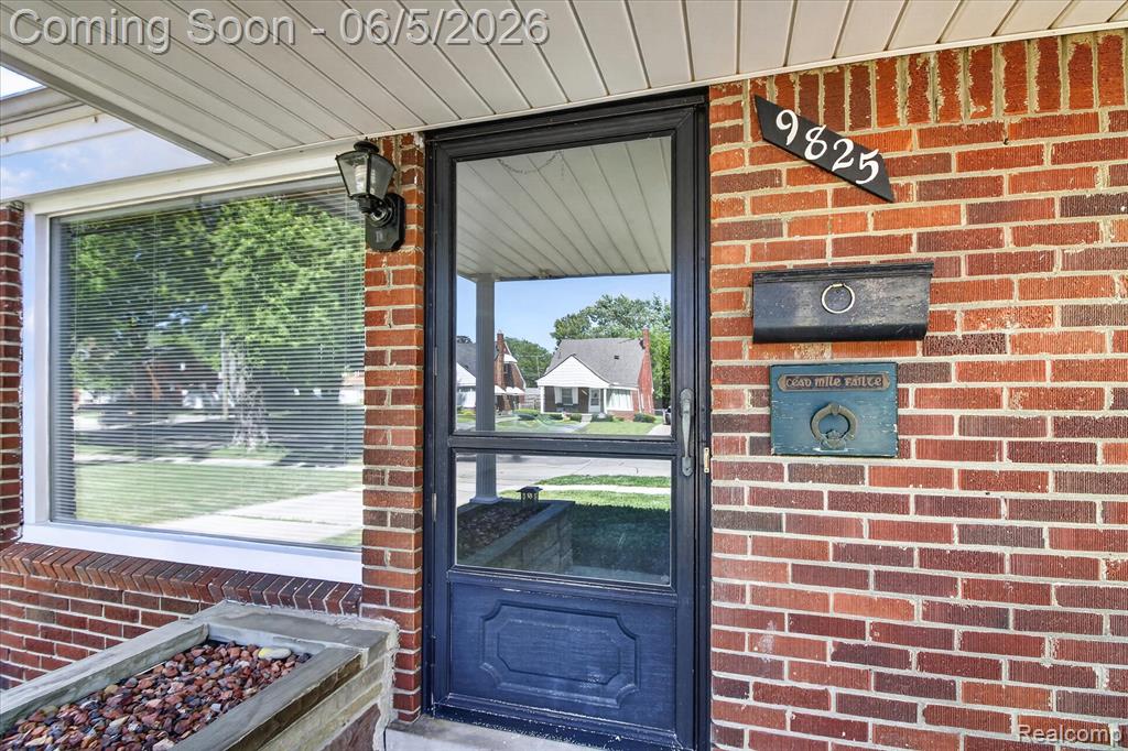 9825 Becker Avenue, Allen Park, MI 48101 — Photo 4