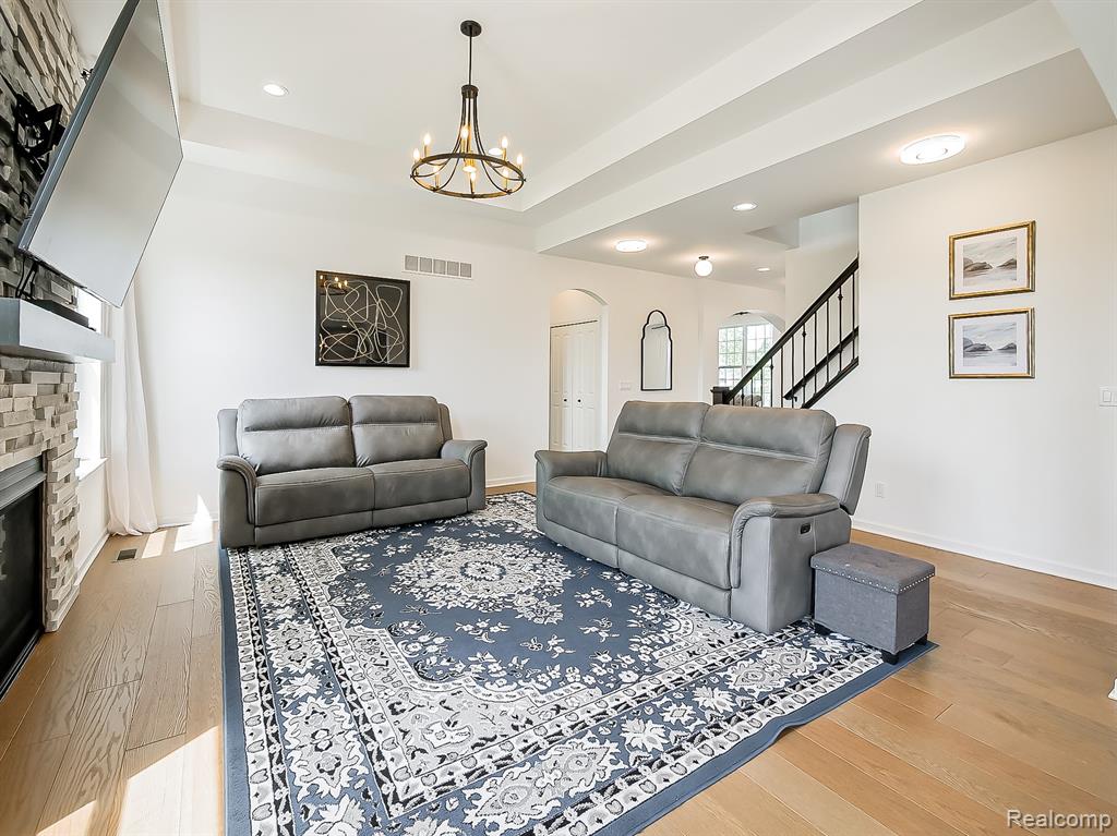4054 Jayden Court, Sterling Heights, MI 48314 — Photo 11