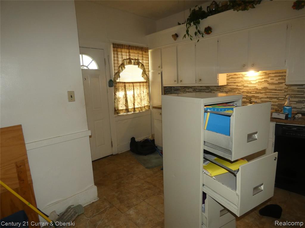5016 Greenway Street, Detroit, MI 48204 — Photo 19