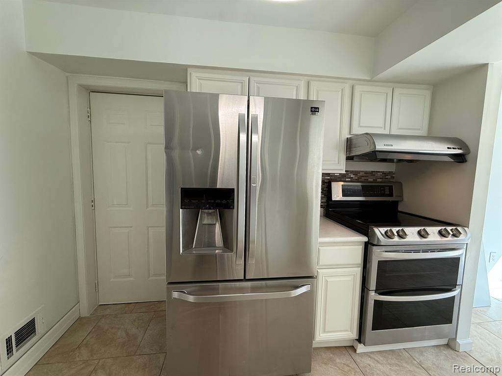 41636 BEDFORD Drive, 119, Canton, MI 48187 — Photo 14