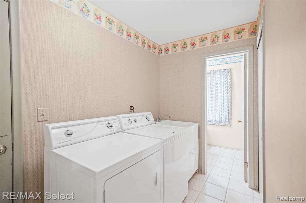 487 Boutell Drive, Grand Blanc, MI 48439 — Photo 20