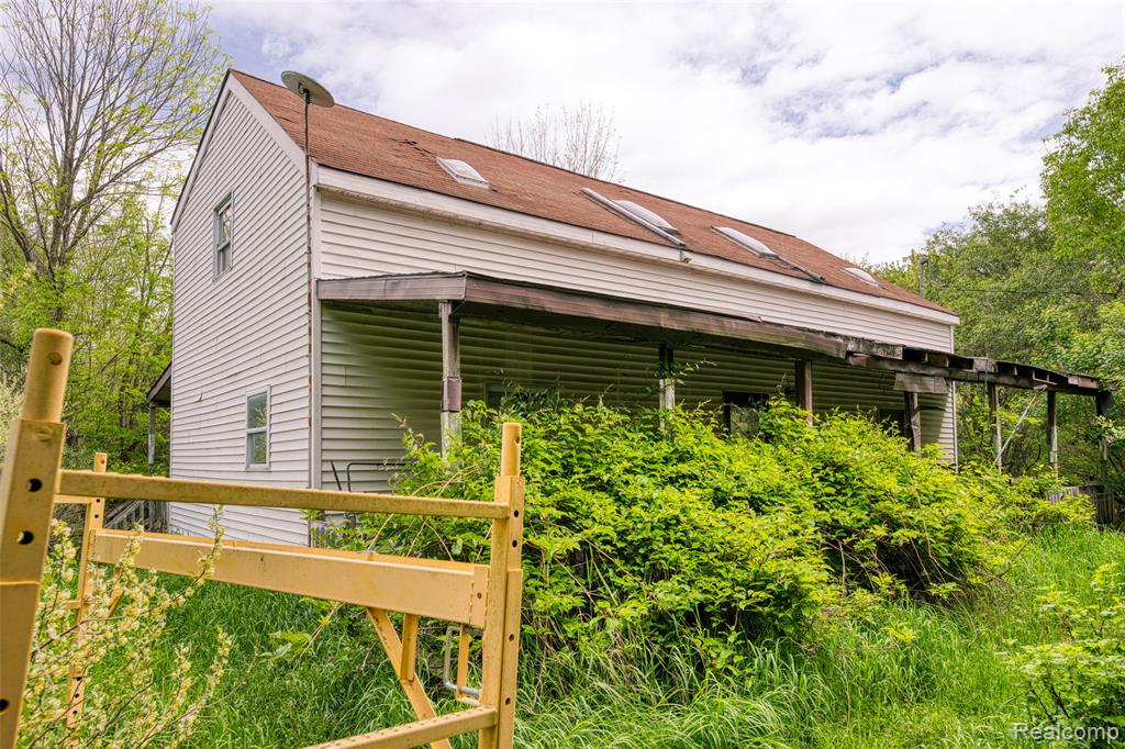 2626 Bullock Road, Lapeer, MI 48446 — front exterior