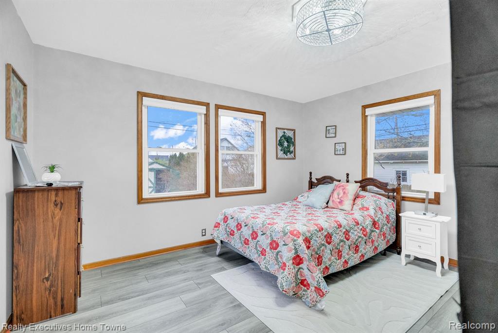1830 Gillett Street, Port Huron, MI 48060 — Photo 21