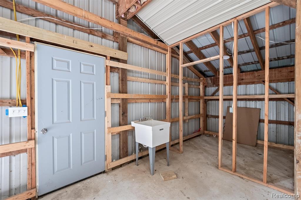 11157 Rose Road, Emmett, MI 48022 — Photo 39