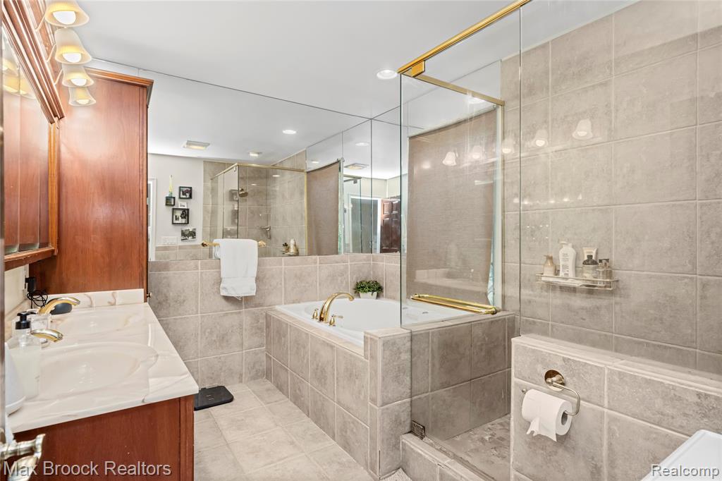 6485 Thurber Road, Bloomfield Hills, MI 48301 — Photo 44