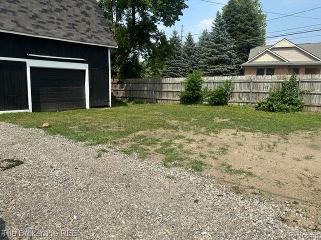11 1ST Street, Oxford, MI 48371 — Photo 60