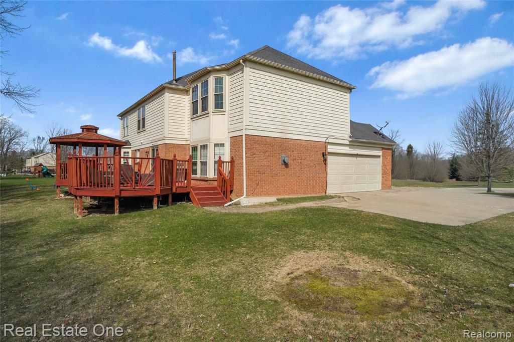 2590 Oakham Court, Canton, MI 48188 — Photo 30