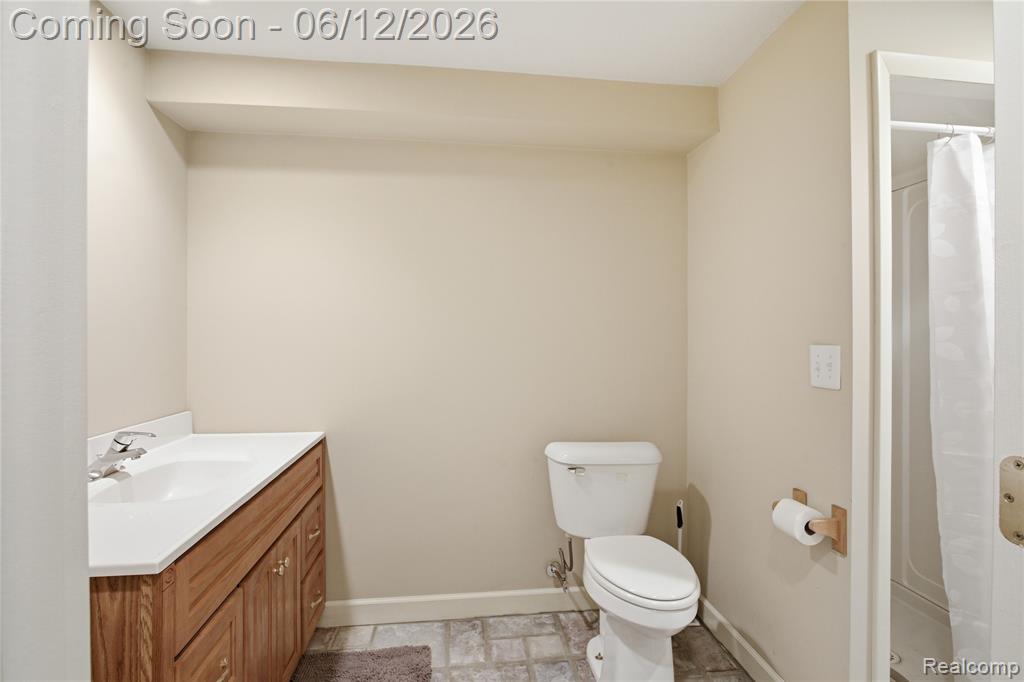 830 Hemingway Road, Lake Orion, MI 48362 — Photo 38