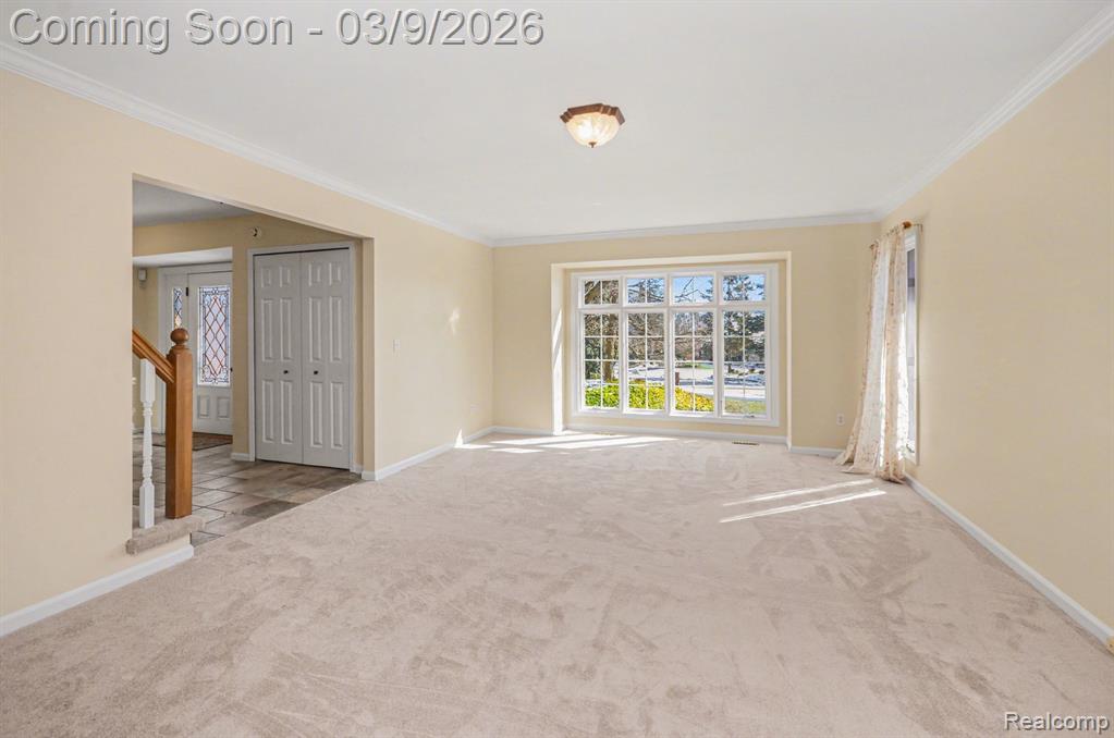 4280 Woodlands, Orchard Lake Village, MI 48323 — Photo 12