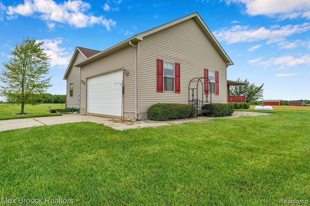 8661 TURNER Road, Imlay City, MI 48444 — Photo 3