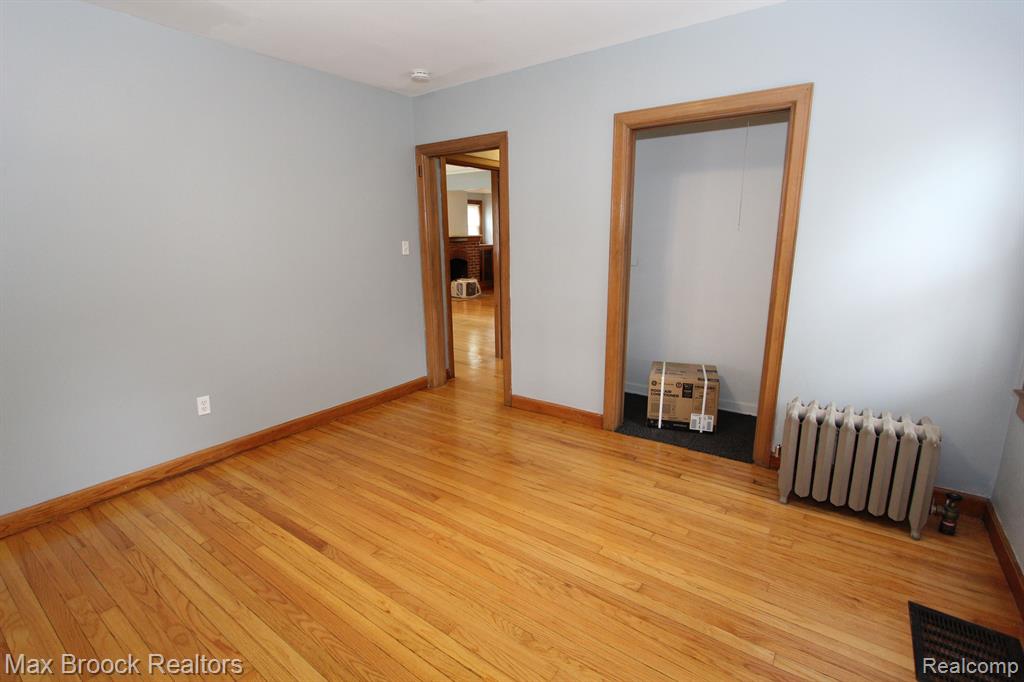 506 N NEWBURGH Road, Westland, MI — Photo 18