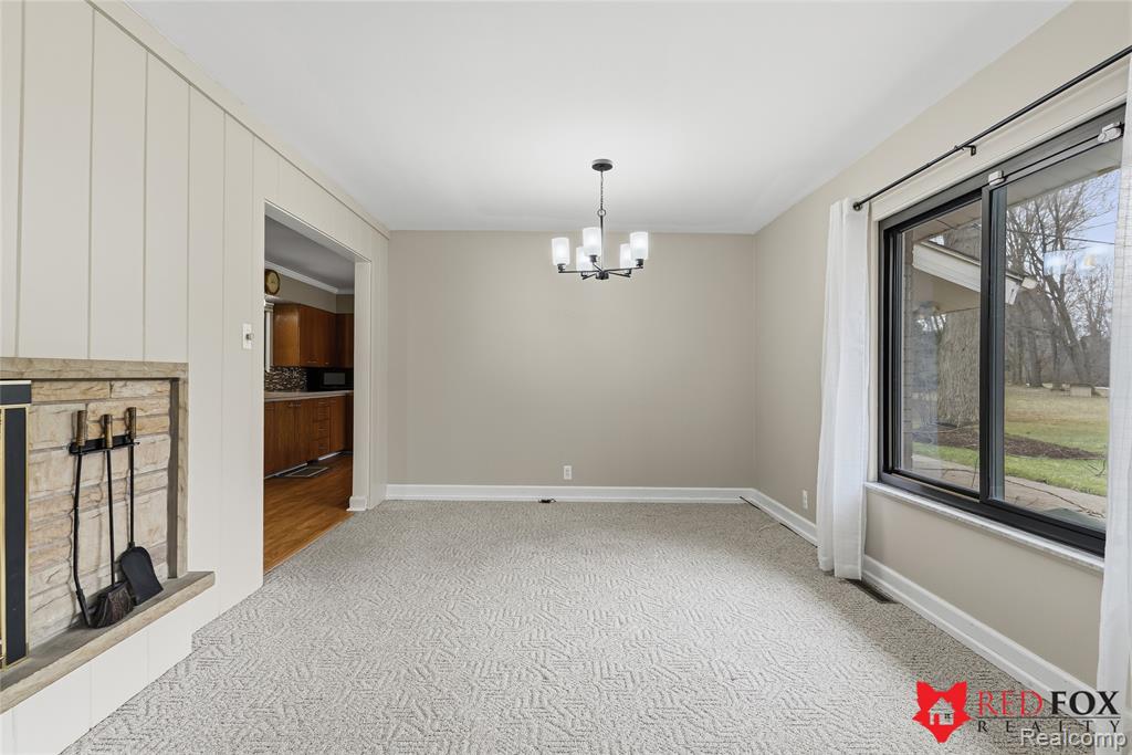 5368 Oaktree Court, Flint, MI 48532 — Photo 11