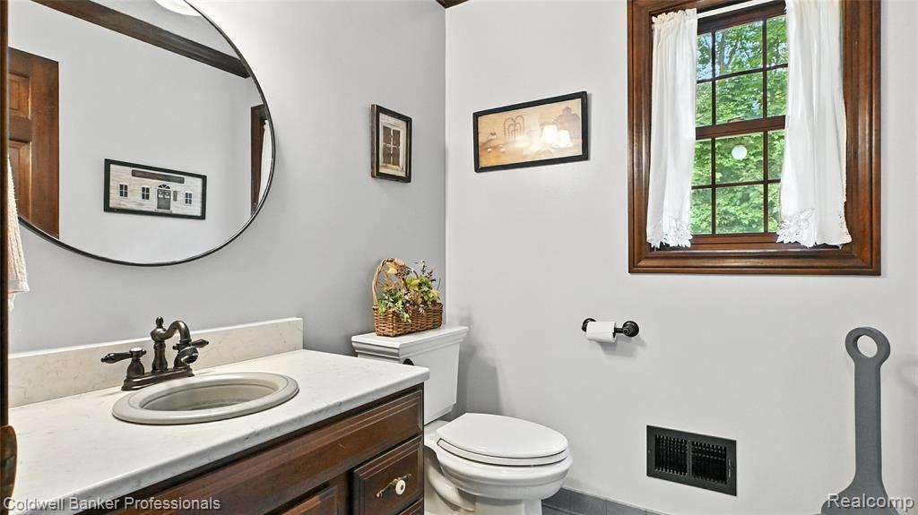 3482 Oak Park Drive, Saline, MI 48176 — Photo 42
