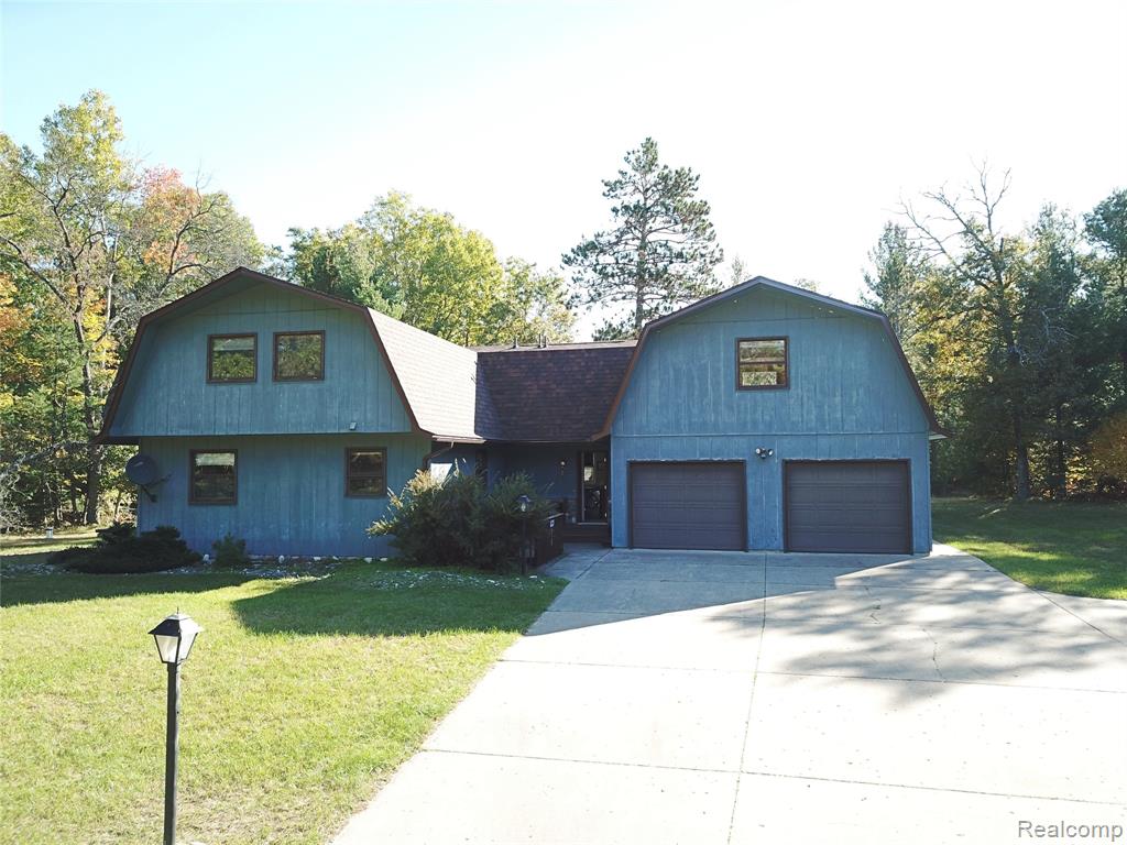 2199 Blueberry Hill Rd