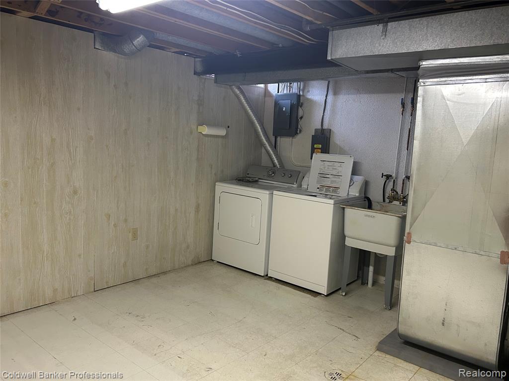 49936 Helfer Boulevard W, 8, Wixom, MI 48393 — Photo 14