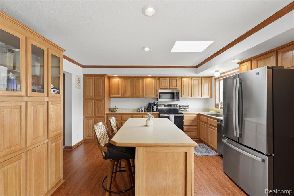 11105 Wood Run Circle, South Lyon, MI 48178 — Photo 10