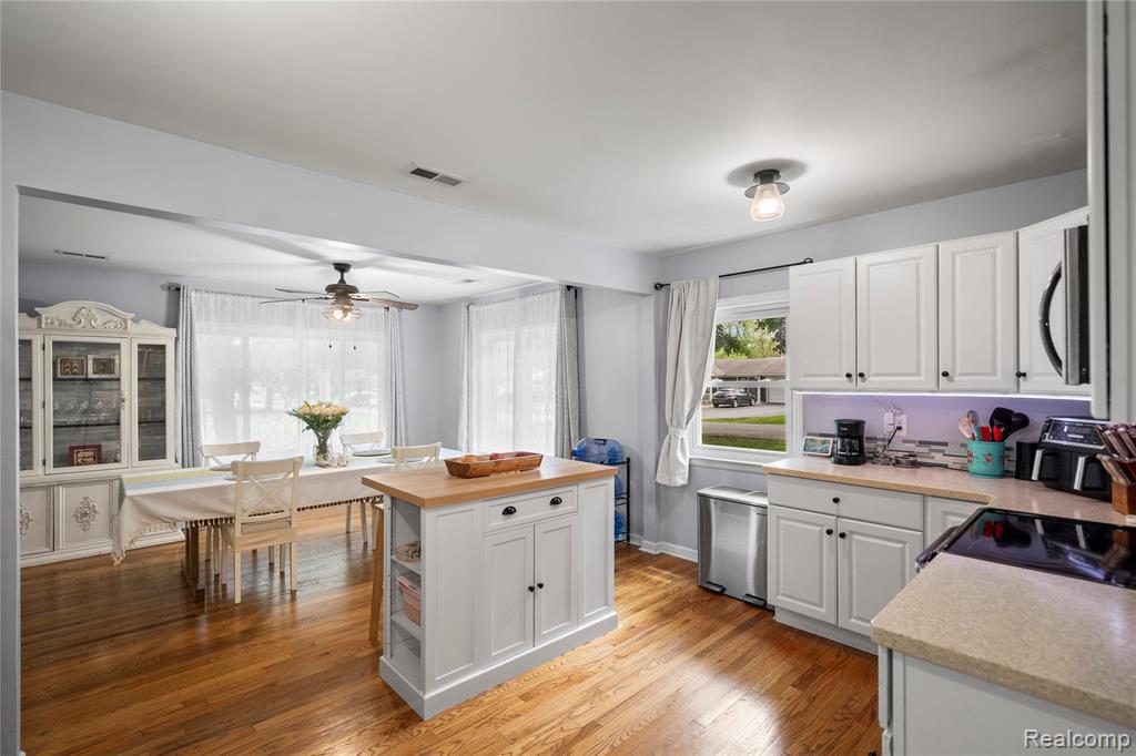 6226 Rowley Boulevard, Waterford, MI 48329 — Photo 11