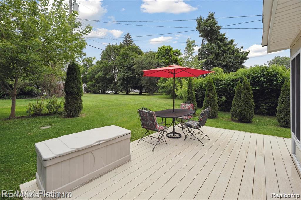 9297 6 Mile Road, Northville, MI 48168 — Photo 31