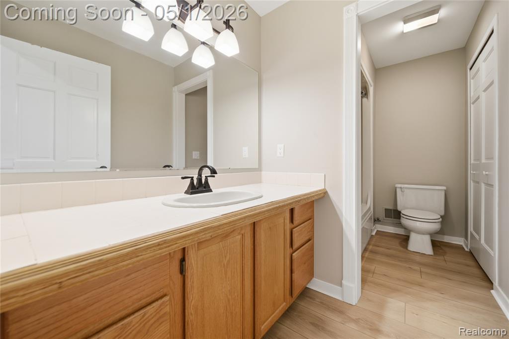 7527 Koby Court, White Lake, MI 48383 — Photo 24