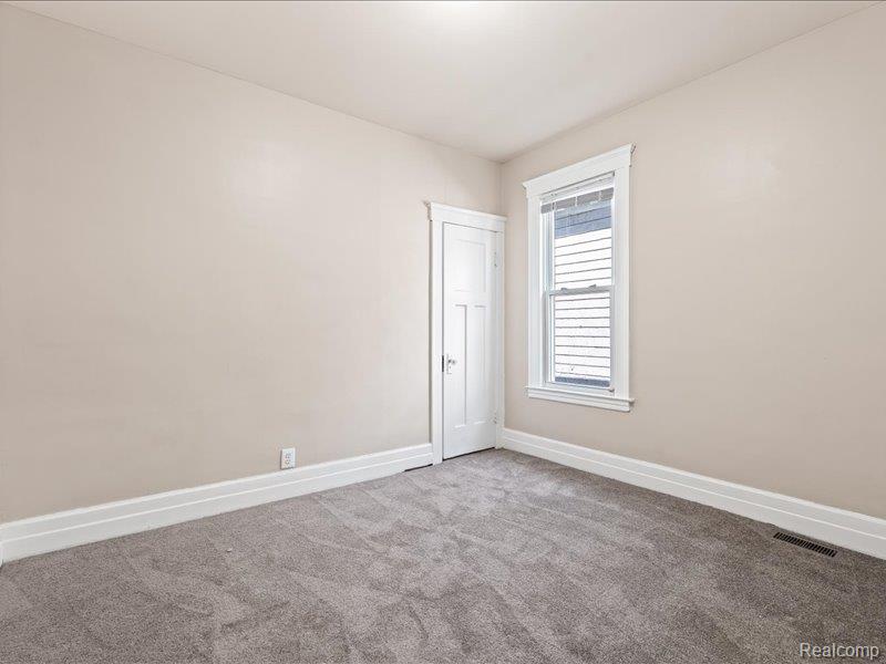 4498 Fischer Street, Detroit, MI 48214 — Photo 28