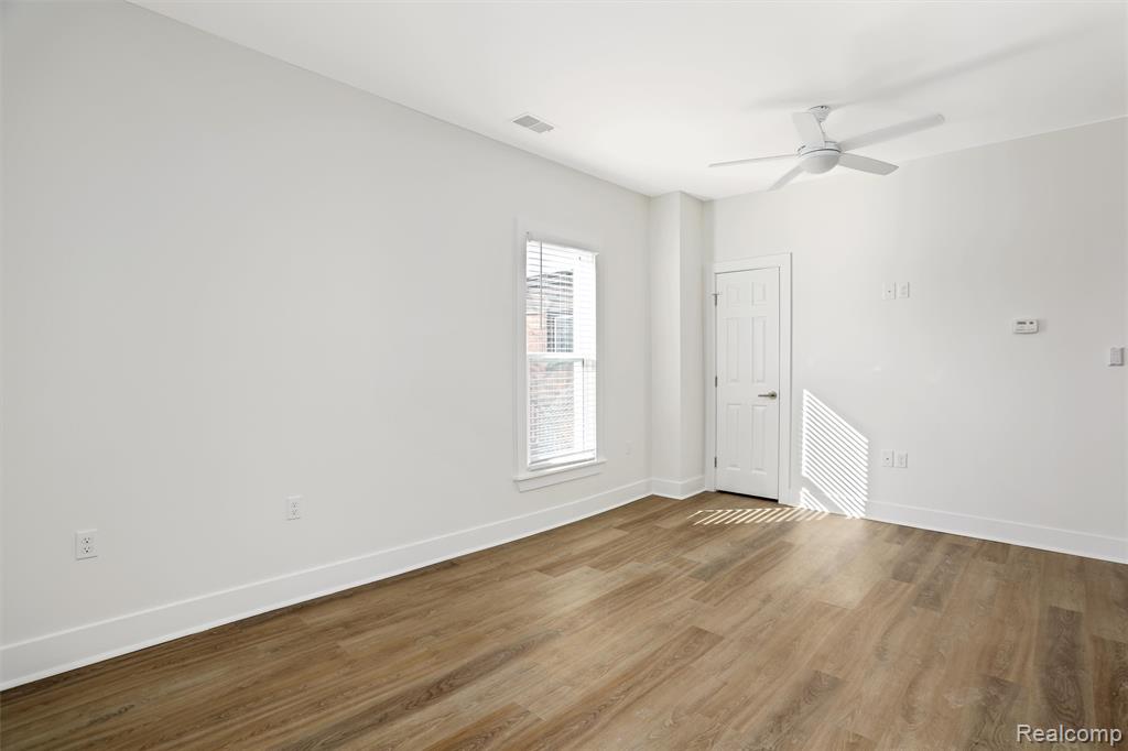 89 W Philadelphia Street, Detroit, MI 48202 — Photo 6