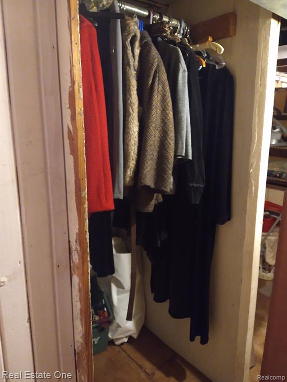 8040 WHITCOMB Street, Detroit, MI 48228 — Photo 31