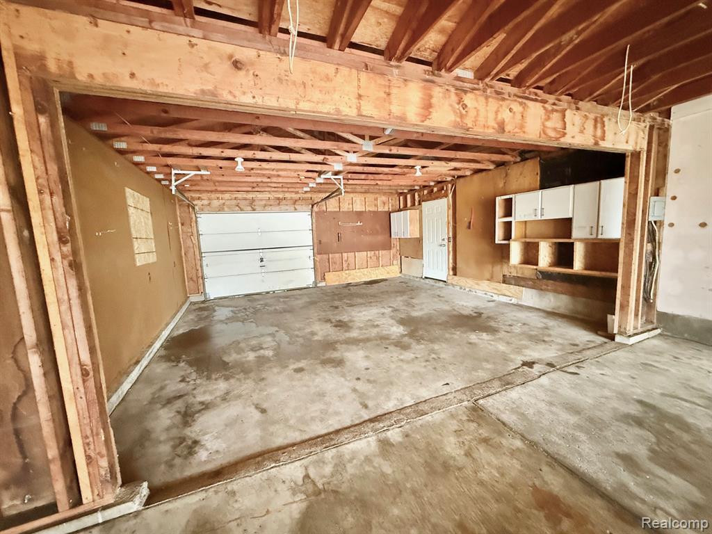 7040 Lou Mac Drive, Swartz Creek, MI 48473 — Photo 32
