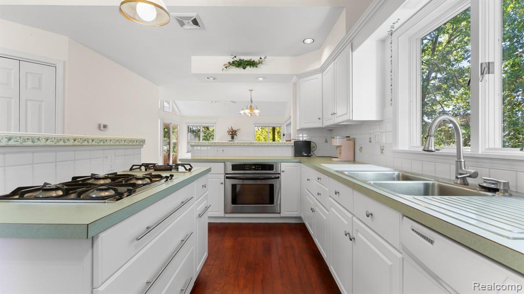 283 Westshore Dr, Jerome, MI 49249 — Photo 8
