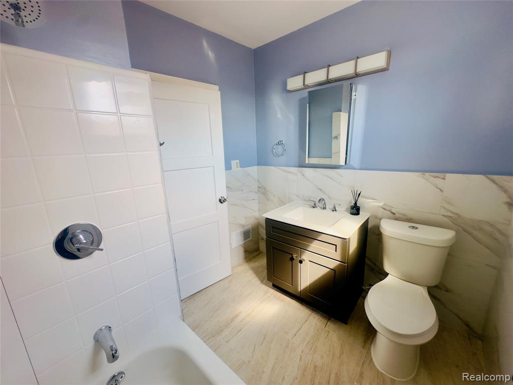 25 W Greendale, Highland Park, MI 48203 — Photo 19