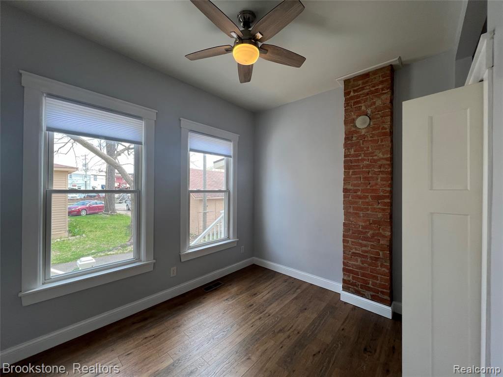 14 W Burdick Street, Oxford, MI — Photo 15